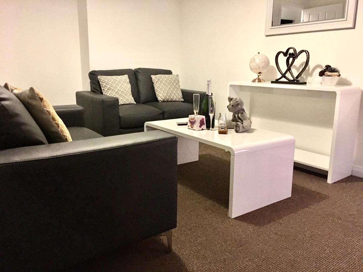 Central Spacious 2 Bedroom By Union Square Free Parking Aberdeen Ngoại thất bức ảnh